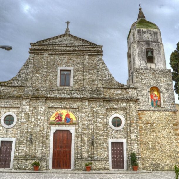 Chiesa SS Annunziata - Dintorni Abbazia Santa Maria del Bosco